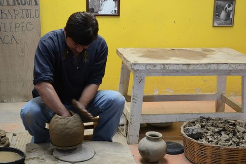 Elaboración del barro negro09 inakiherrasti — Oaxaca