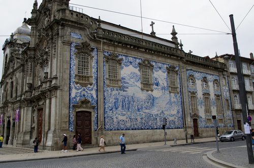 Azulejo panels at Igreja do Carmo - Apr 2008 — Porto