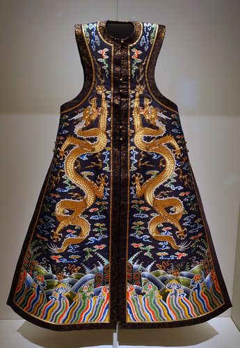 Court vest with dragons and clouds, China, embroidery by Imperial Silk Manufactory, Suzhou, tailoring by Imperial Workshop, Beijing, Yongzheng period, 1723-1735 AD, silk - Peabody Essex Museum - DSC07898 — Suzhou